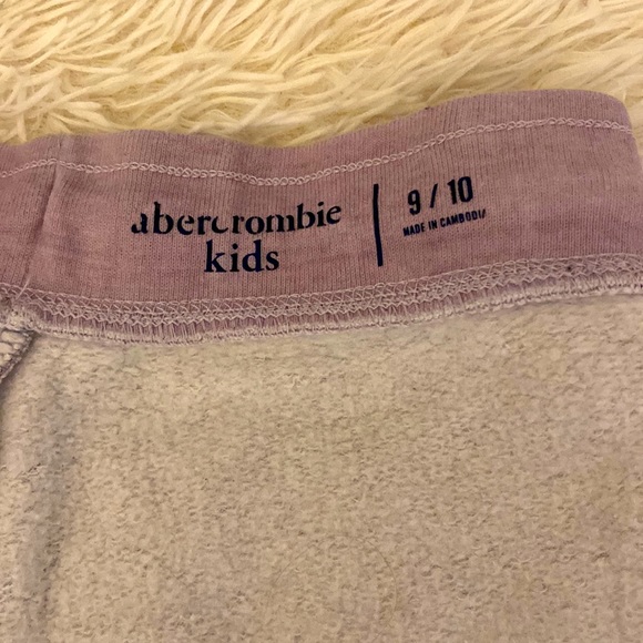 Worn once Abercrombie kids purple ombré shorts. Super cute - Picture 3 of 3